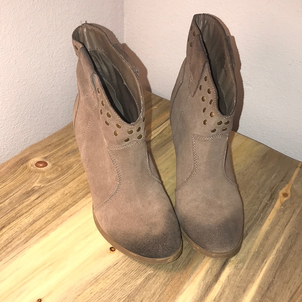 Steven Madden Boots